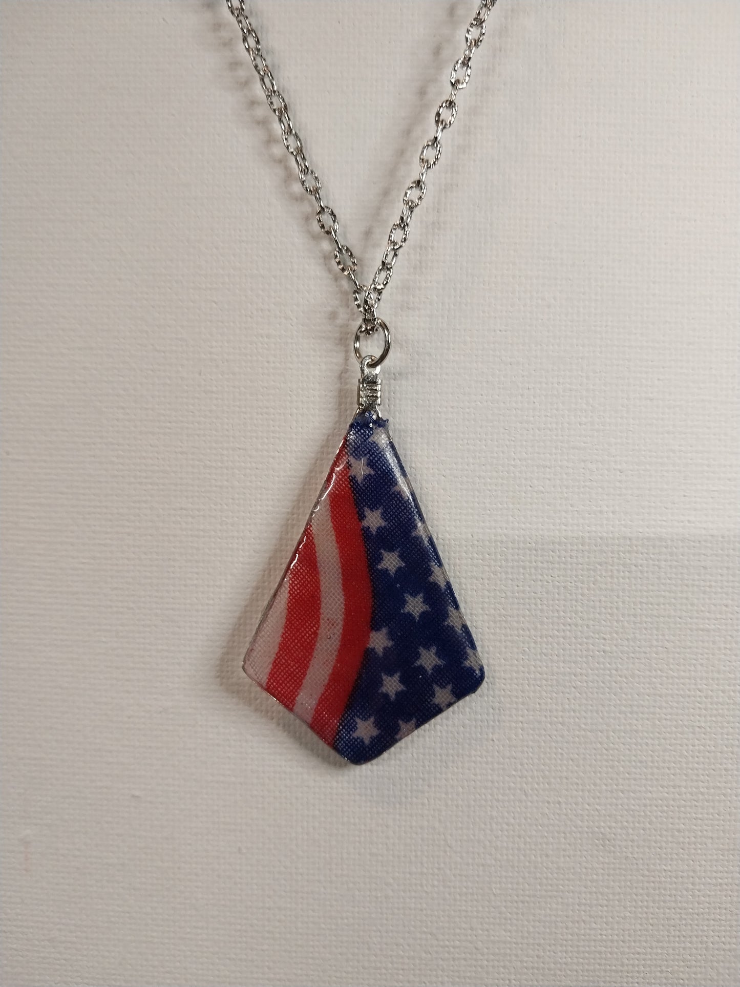 American Flags Sunflower Necklace.